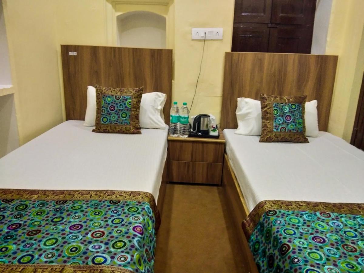 Ajay Guest House Varanasi Esterno foto
