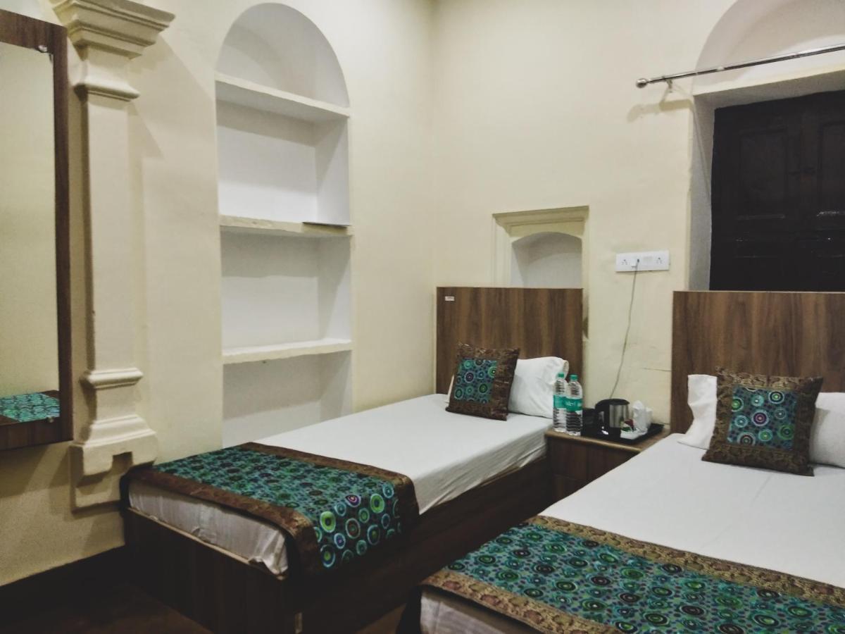 Ajay Guest House Varanasi Esterno foto