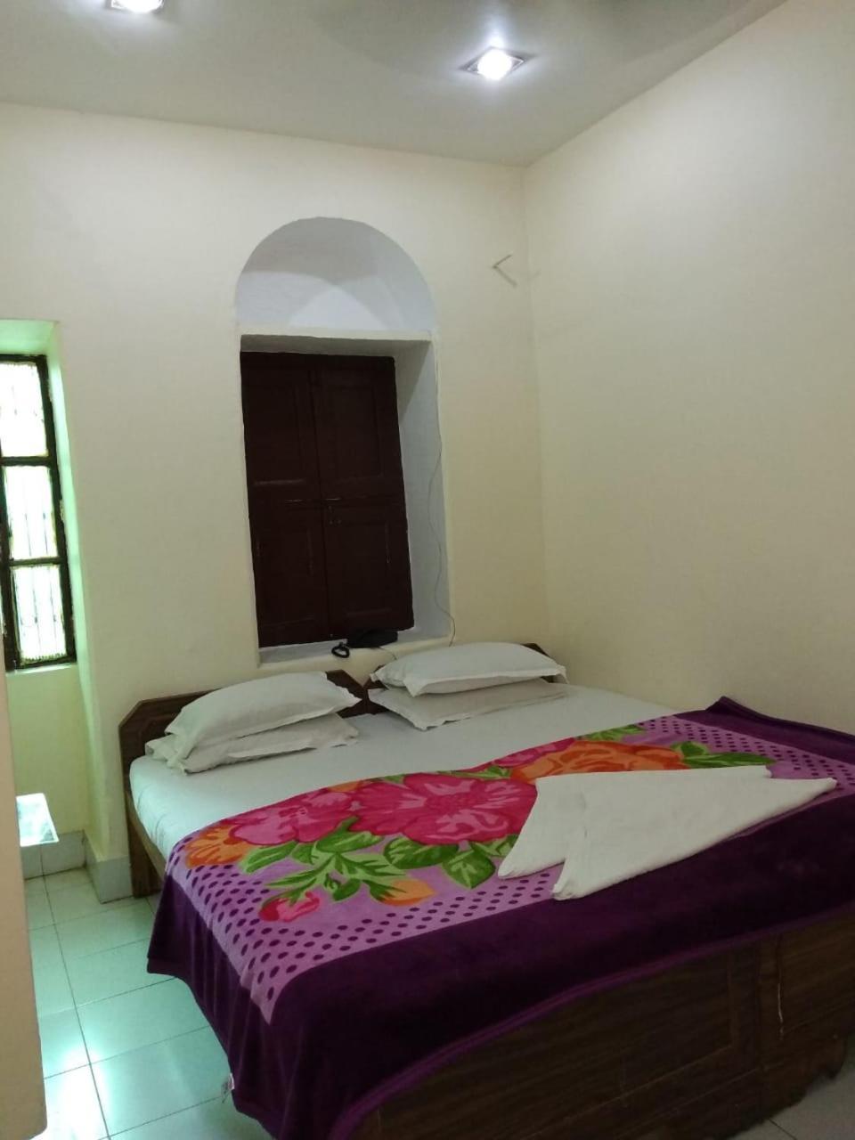 Ajay Guest House Varanasi Esterno foto