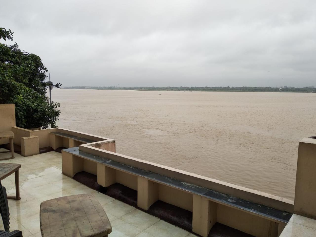 Ajay Guest House Varanasi Esterno foto