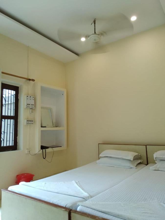 Ajay Guest House Varanasi Esterno foto